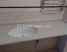 Столешница из кварцевого агломерата для ванной комнаты: купить в Москве