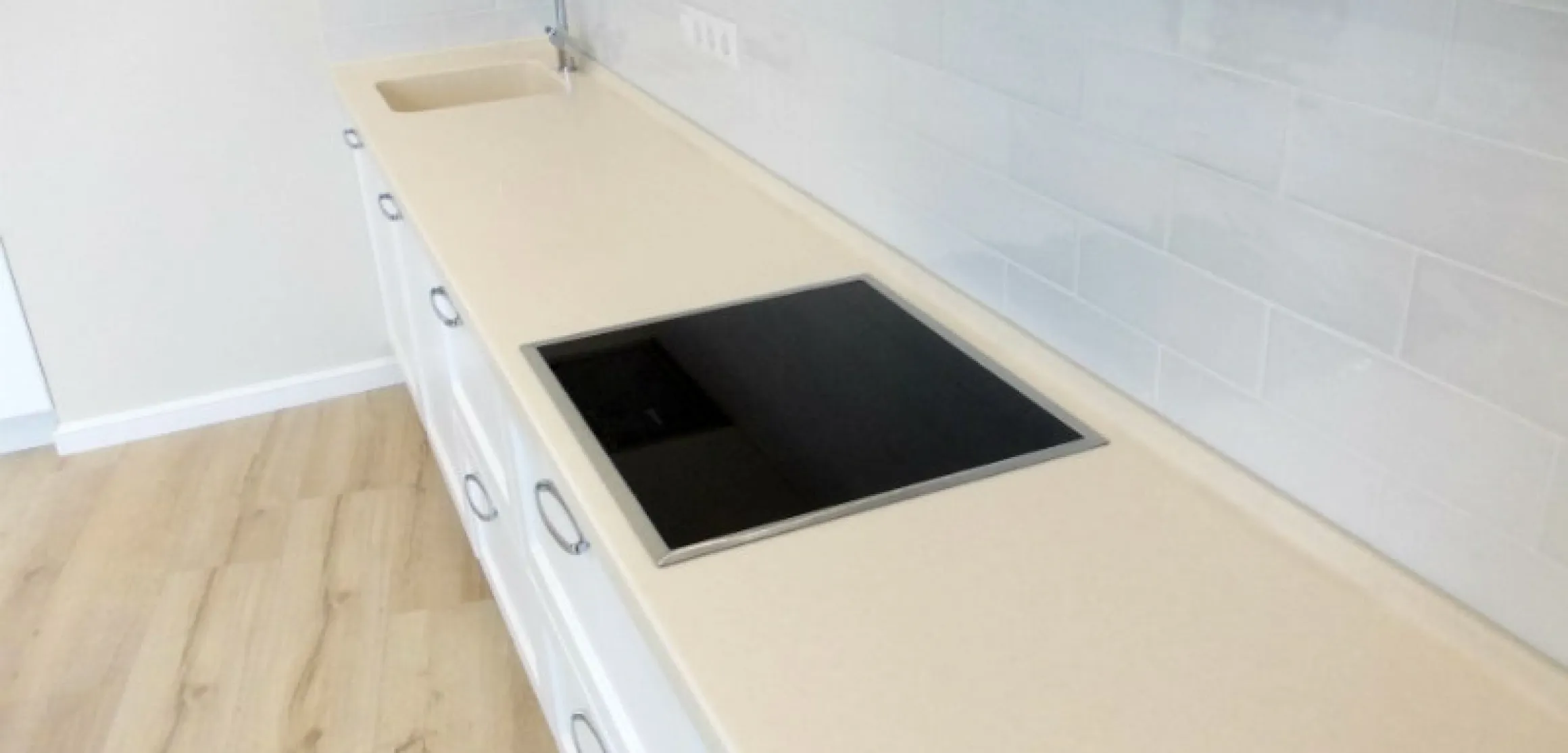 Прямая столешница для кухни из искусственного камня Grandex D304 - фото 1
