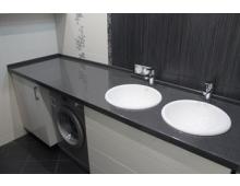 Столешница для ванной из черного кварцевого агломерата