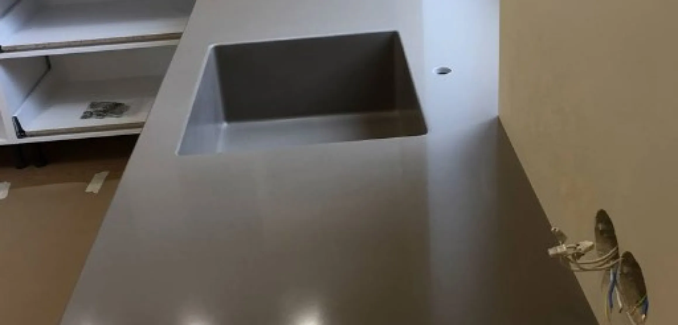 Кухонная столешница из кварца Caesarstone - фото 1