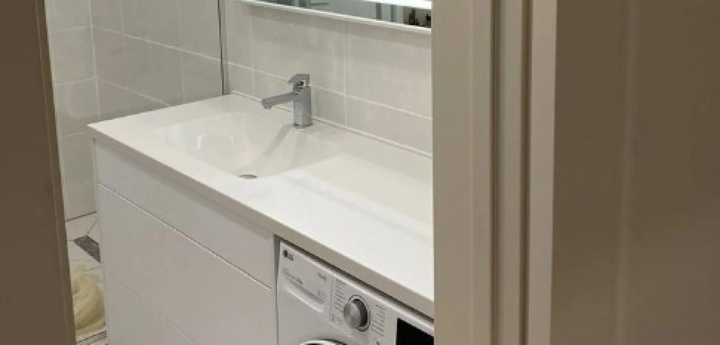 Столешница с интегрированной раковиной из Pluton PC-001 CUBIC WHITE - фото 2