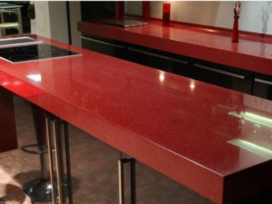 Столешница из искусственного камня с барной стойкой LG Hi-Macs S25 Fiery Red: купить в Москве