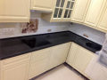 Столешница черная на кухню из Grandex ST102 с интегрированной мойкой