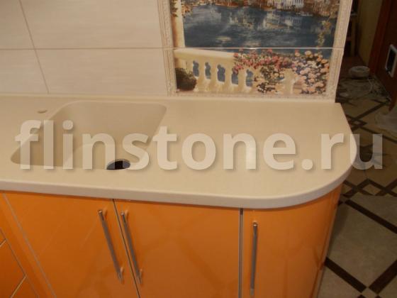 Кухонная столешница с мойкой из искусственного камня Hi-Macs: купить в Москве
