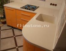 Кухонная столешница с мойкой из искусственного камня Hi-Macs: купить в Москве