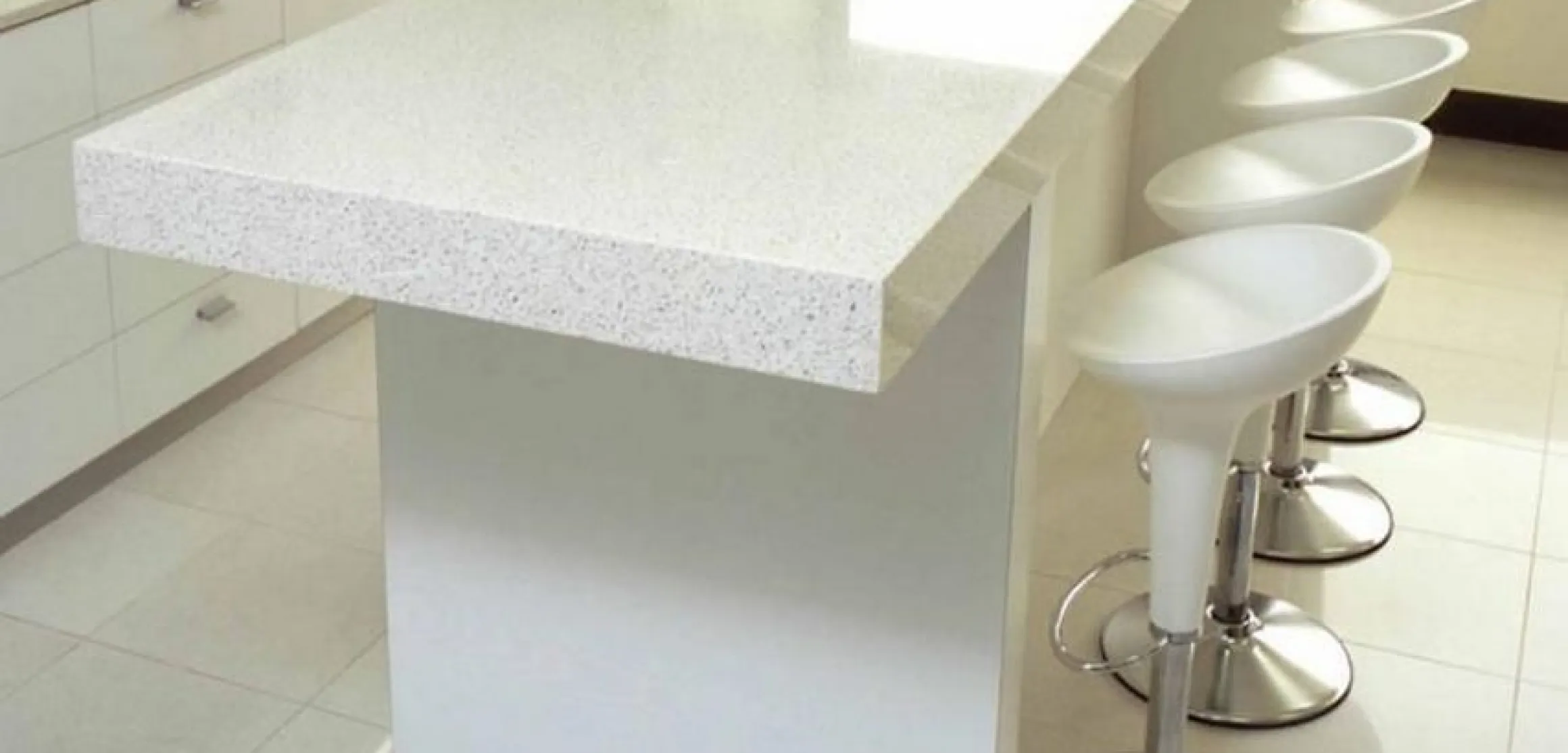 Барная стойка из акрилового камня Tristone Ts-111 Iris - фото 1