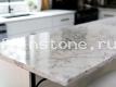 Барная стойка из кварцевого агломерата TechniStone Mystery White