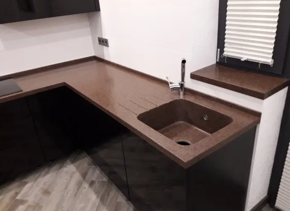 Кухонная столешница с мойкой из акрилового камня Grandex A-418 Oak Wood