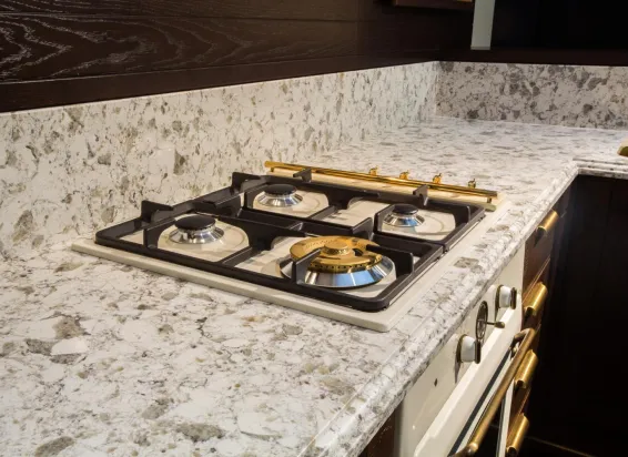 Столешница из искусственного камня из кварцевого агломерата Caesarstone 6046 Moorland Fog кухонная угловая