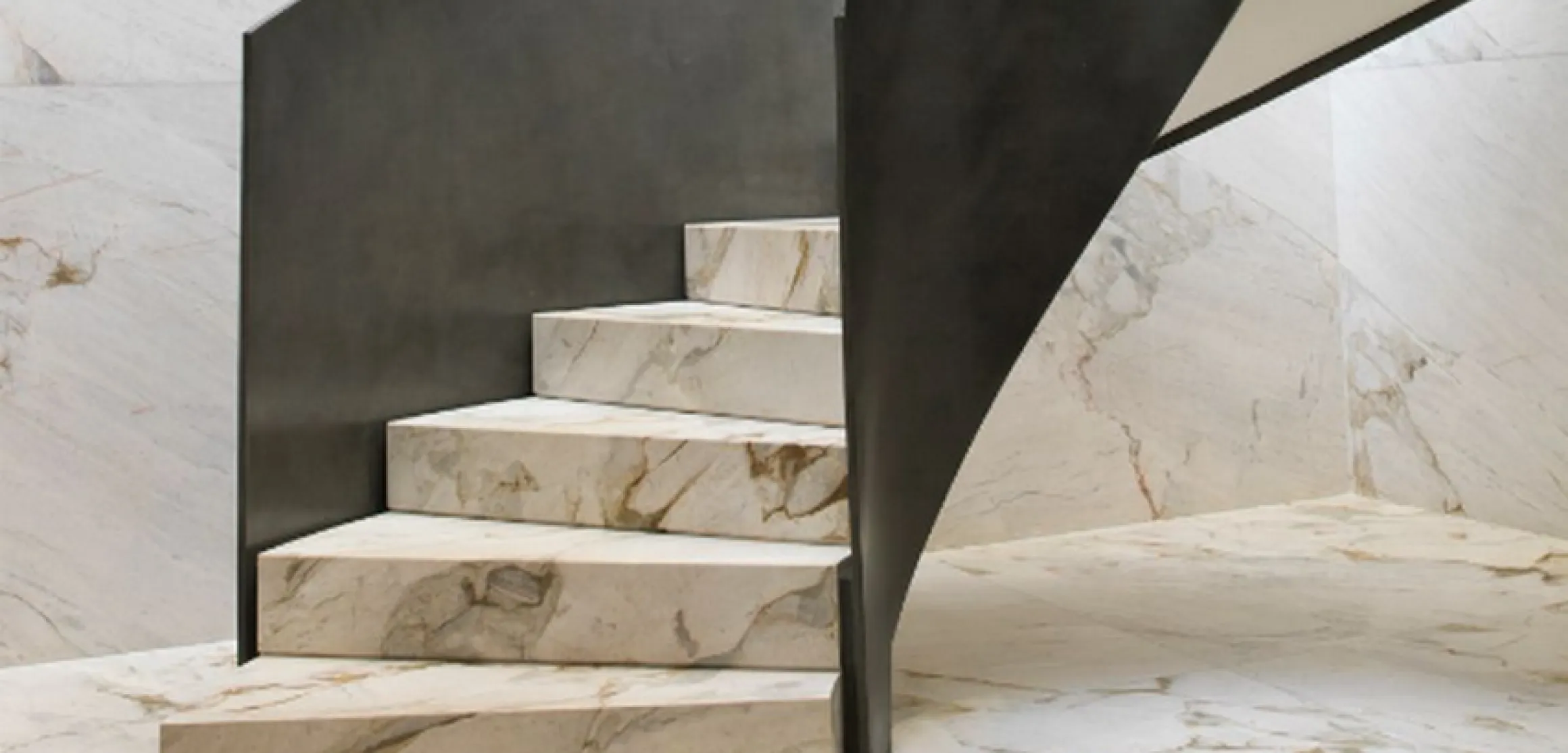 Лестница из искусственного камня TechniStone Crystal Calacatta Amnis - фото 1