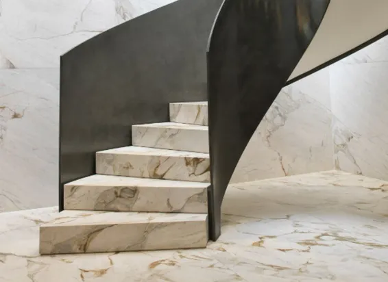 Лестница из искусственного камня TechniStone Crystal Calacatta Amnis
