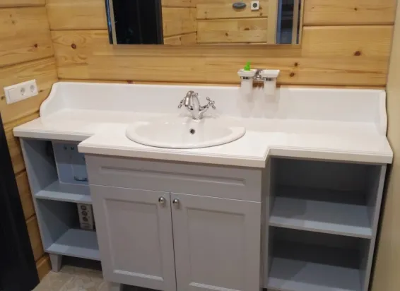 Столешница из искусственного акрилового камня Corian Designer White для ванной