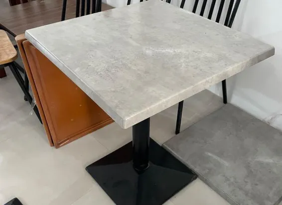 Журнальный столик из искусстенного камня Caesarstone Symphony Grey