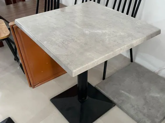 Журнальный столик из искусстенного камня Caesarstone Symphony Grey (изображение)