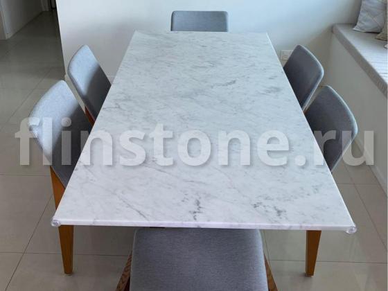 Кухонный стол из искусстенного камня DuPont Corian limestone prima: купить в Москве