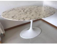 Овальный обеденный стол из искусстенного камня Avant Калакатта Пьерфон